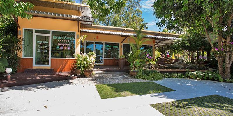 Baan Suan Villas Resort Ban Suan  Ngoại thất bức ảnh