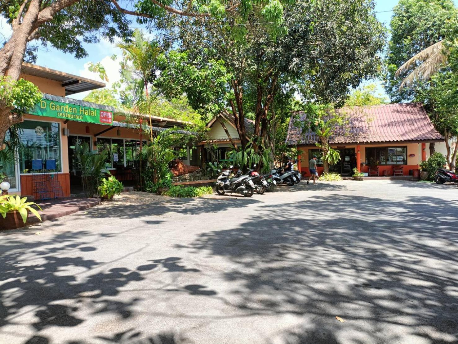 Baan Suan Villas Resort Ban Suan  Ngoại thất bức ảnh